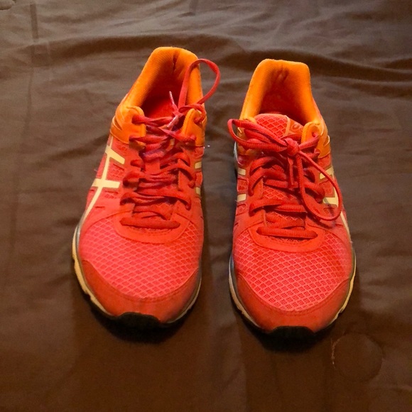 Shoes - Picture 1 of 5